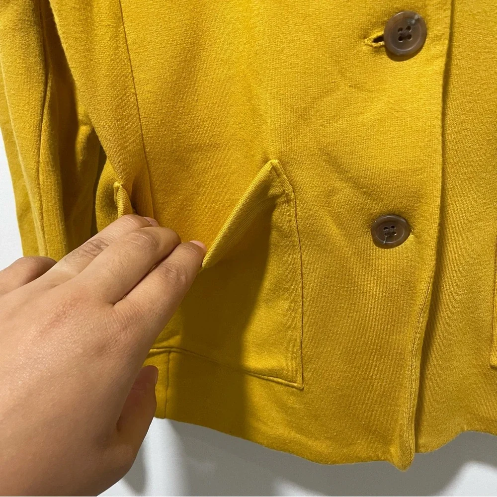 Tahari Women’s Yellow Knit Blazer